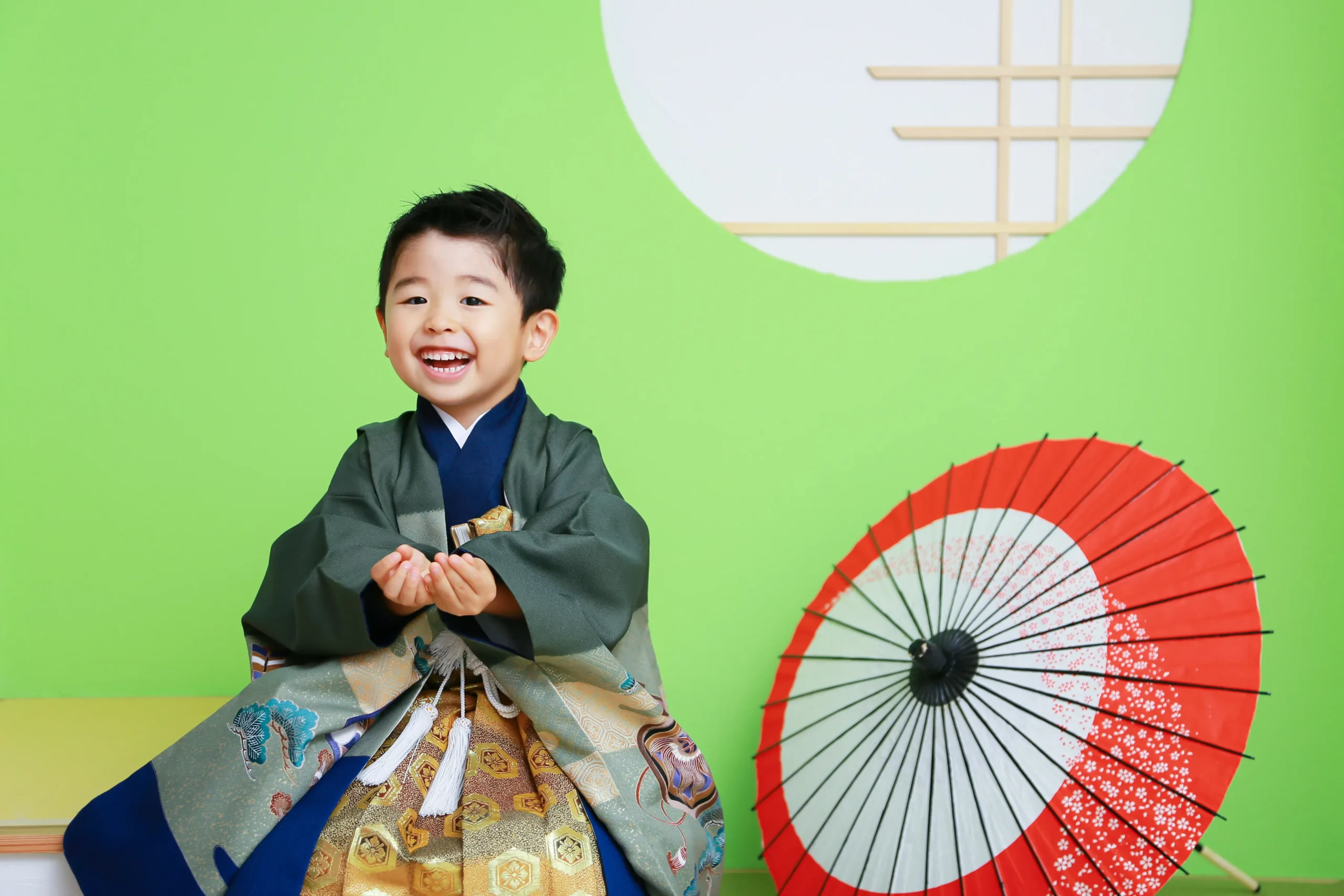 堺市にある写真館FYS Photographyで七五三スタジオ撮影